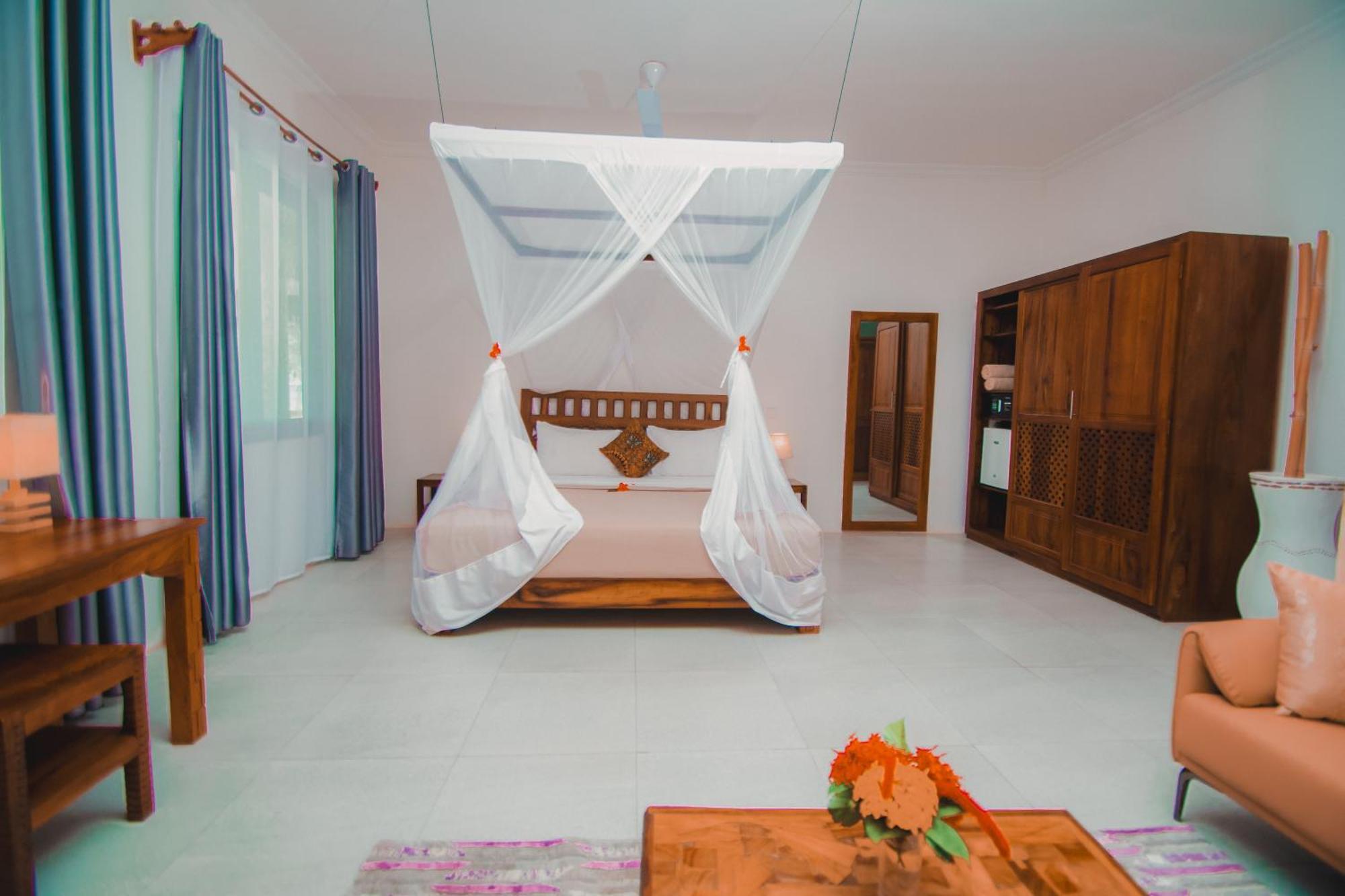 Manolo Beach Resort Uroa Εξωτερικό φωτογραφία